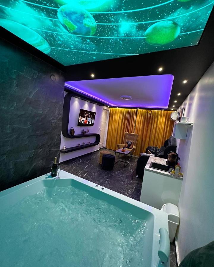 S&v 3 Istocno Sarajevo Sa Jacuzzi Lux Hilandarska Centar * Lukavica
